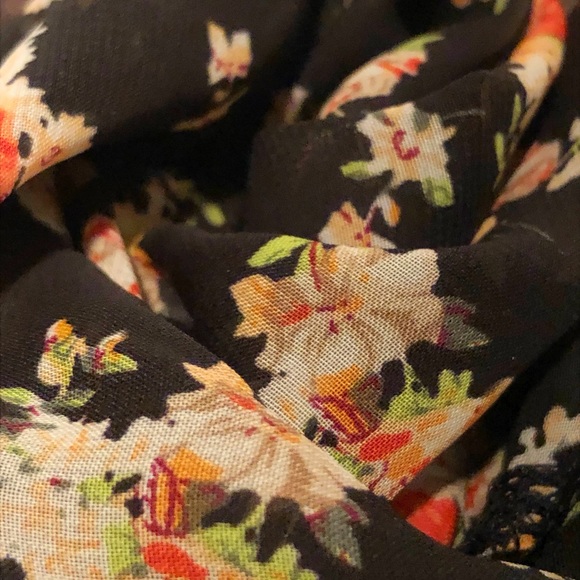 Floral Print Cover Up - Picture 3 of 4